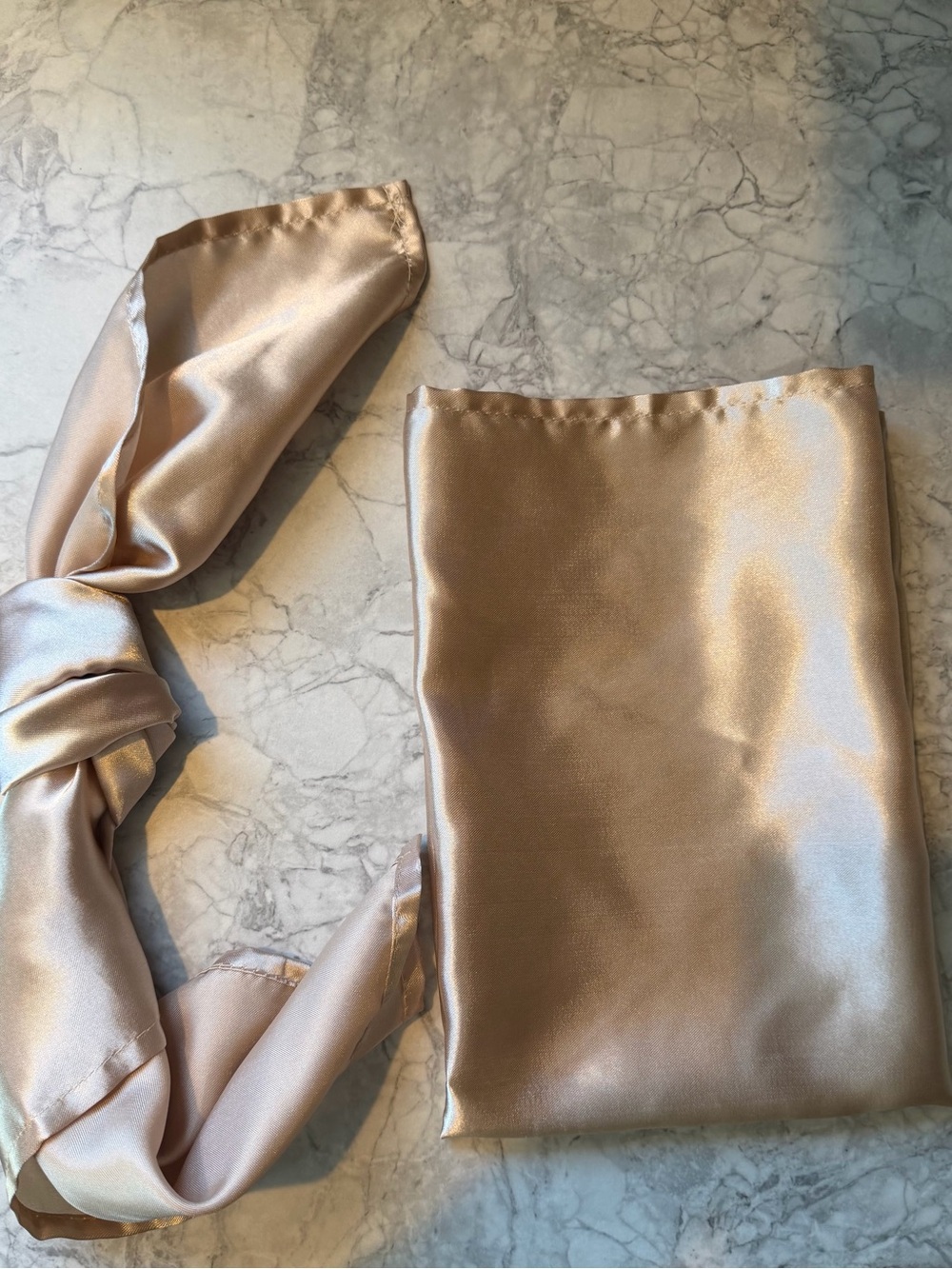 Champagne Satin Cloth Napkins (270)
